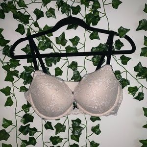 Victoria Secret Creme/Black Bra with Lt Pink Lace